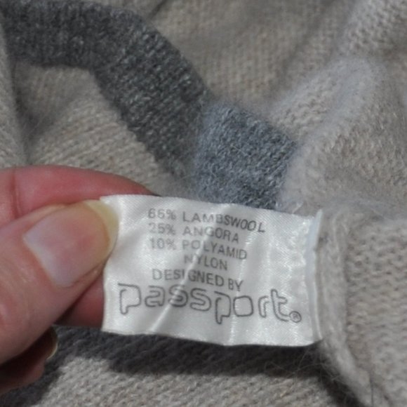 Passport Lambs Wool Angora Blend Tunic Knit Sweater Dress Hearts Seal W/ Halo 42 - Picture 9 of 9